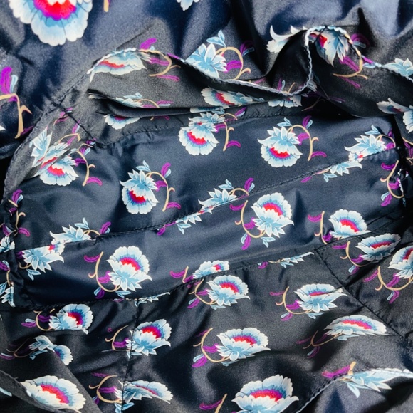 Vera Bradley Large Vera Tote Bag Purse Navy Floral Spring Break - Picture 5 of 7